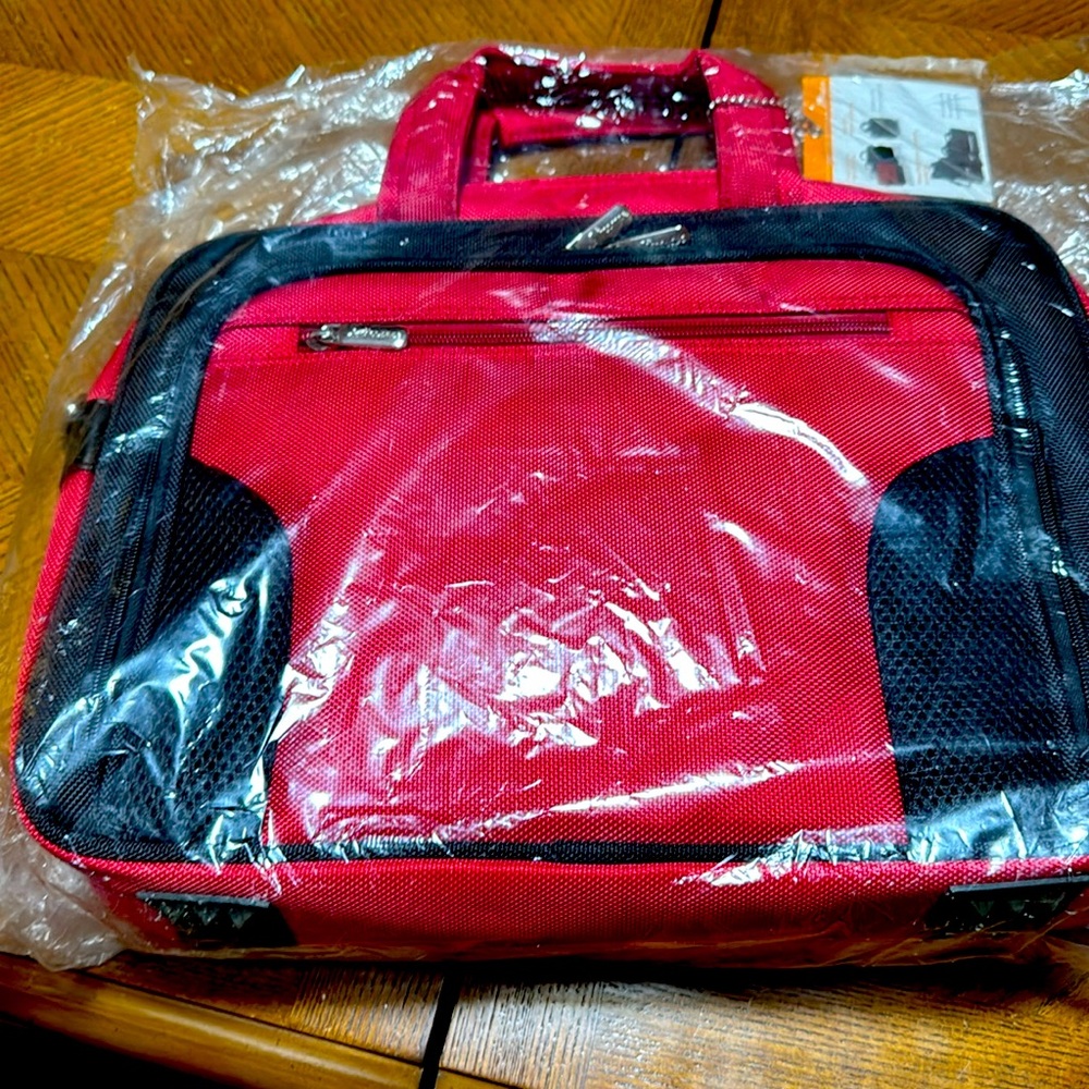 ROOCASE red netbook carrying case